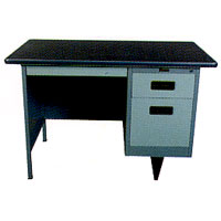 STEEL DESK L 106